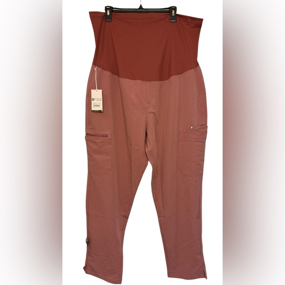 Figs Yola Maternity Petite 2.0 Scrub Pants - Picture 3 of 10